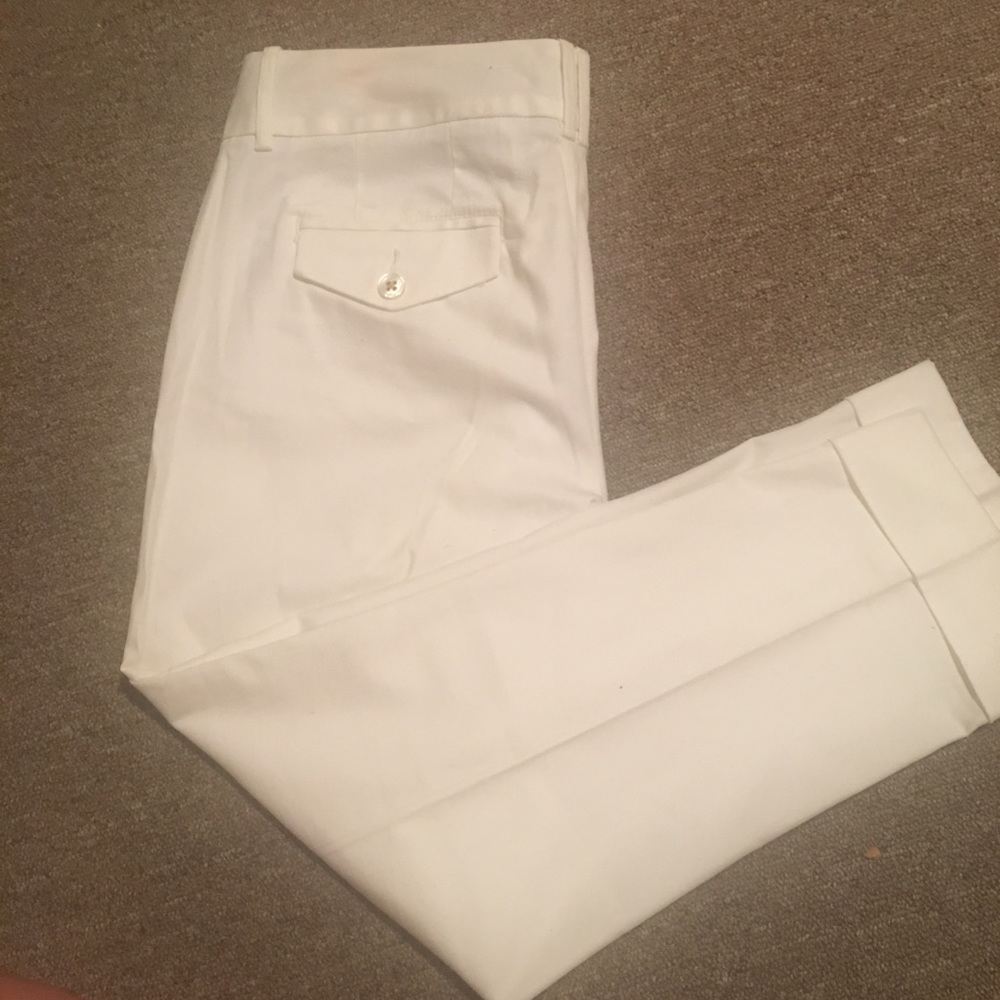 white crop pants